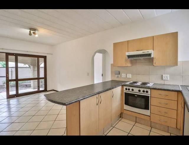 1 BEDROOM PROPERTY TO RENT IN PAULSHOF